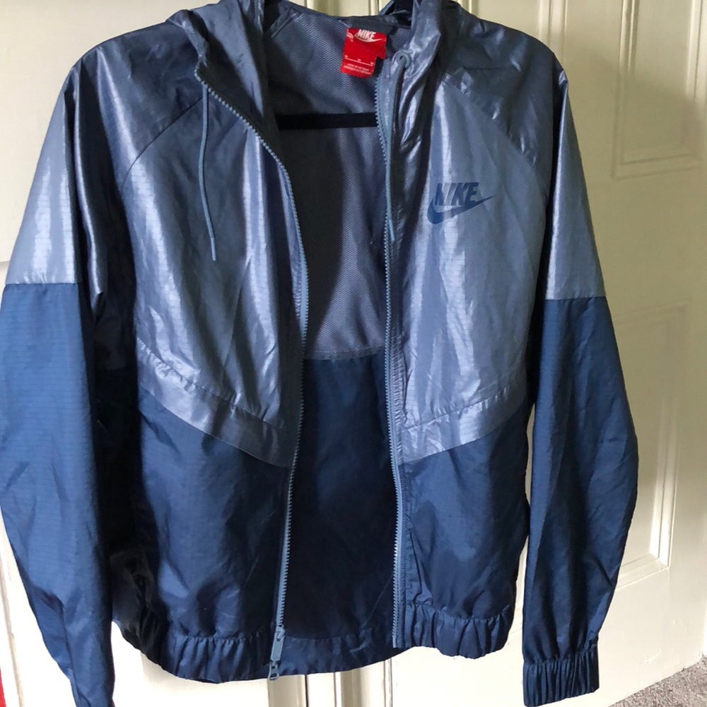 Nike windbreaker